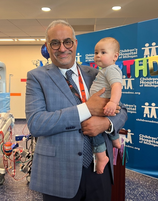 Dr. Mamdouh Al-Ahmadi Dr. Mamdouh Al-Ahmadi